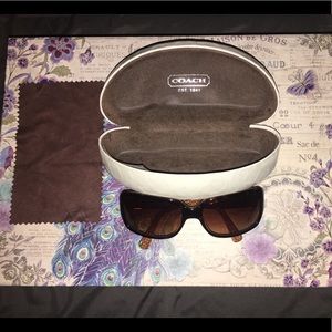 Coach woman’s sunglasses
